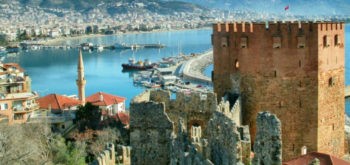 , Турция-2021: Обстановка в Турции для туристов сегодня, стоит ли лететь, отношение к русским