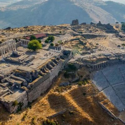 , Пергам — живое доказательство существования древних римлян, сельджуков и Османов