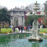 Дворец Долмабахче в Стамбуле: история, фото, цена часы работы 33 долмабахче, Дворец Долмабахче в Стамбуле: история, фото, цена часы работы