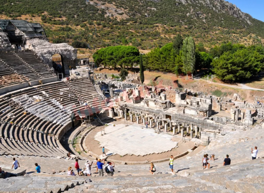 театр в эфесе